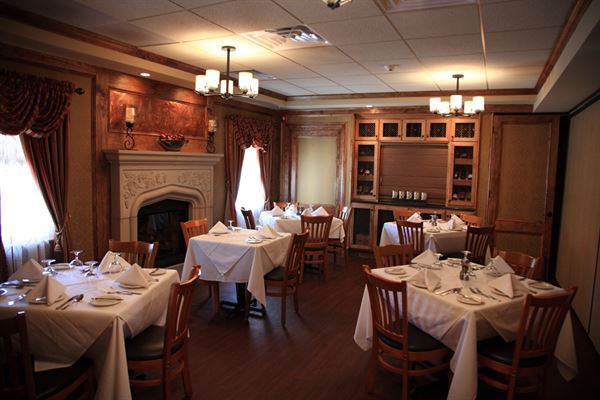 Casa Bella Ristorante & Lounge