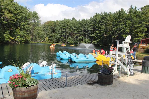 Fountain Spring Lake Event Venue