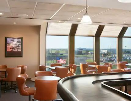 DoubleTree by Hilton Hotel Wichita Airport