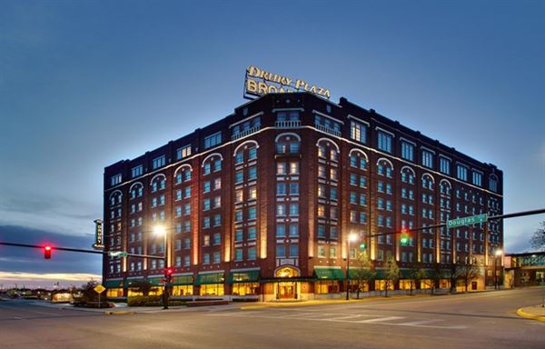 Drury Plaza Hotel Broadview