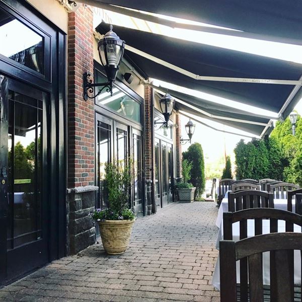 Roots Steakhouse Ridgewood