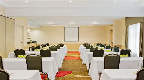 Hilton Garden Inn Folsom