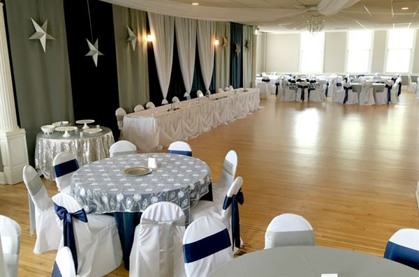 Monclova Community Center