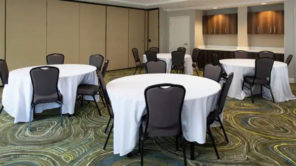 Hilton Garden Inn Baton Rouge Airport