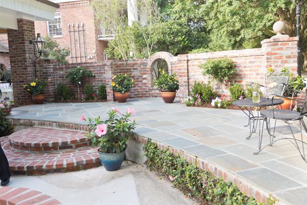 White Oak Estate & Gardens