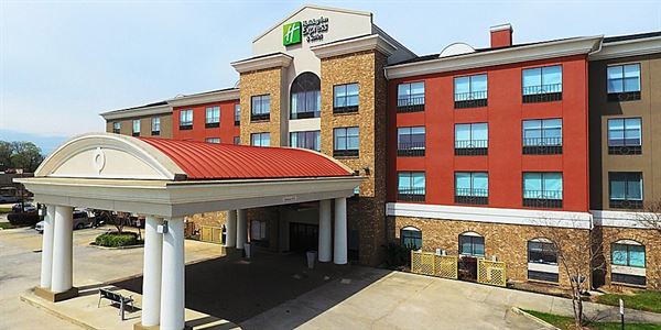 Holiday Inn Express & Suites Baton Rouge -Port Allen