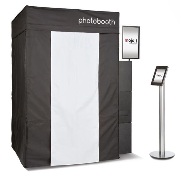 Photo Booth Rental Buffalo NY by MM