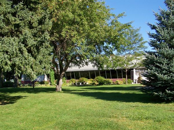 Lady J's Catering Banquet Facility