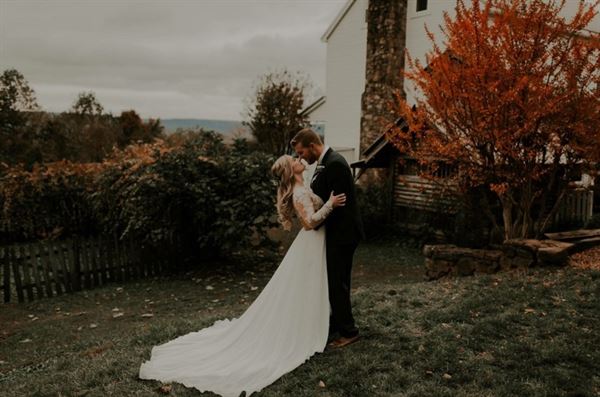 Mountain Willow Manor