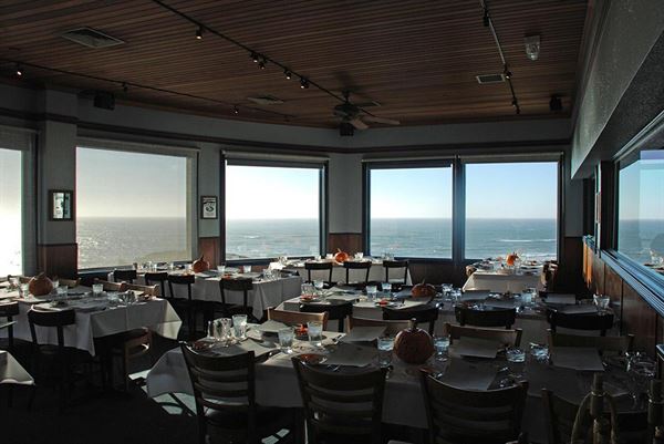 Moss Beach Distillery Restaurant