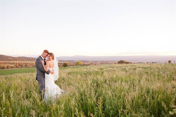 Antler Ridge Wedding and Event Venue