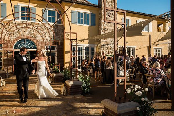 Siren Song Vineyard Estate and Winery