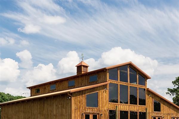 Faithbrooke Barn and Vineyards