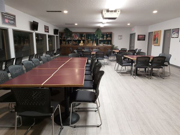 100 Mile Curling Club