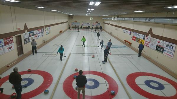 100 Mile Curling Club