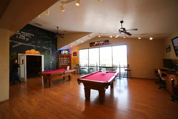 Continental Country Club