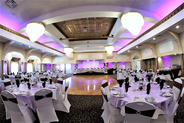 Georgina's Restaurant & Banquets