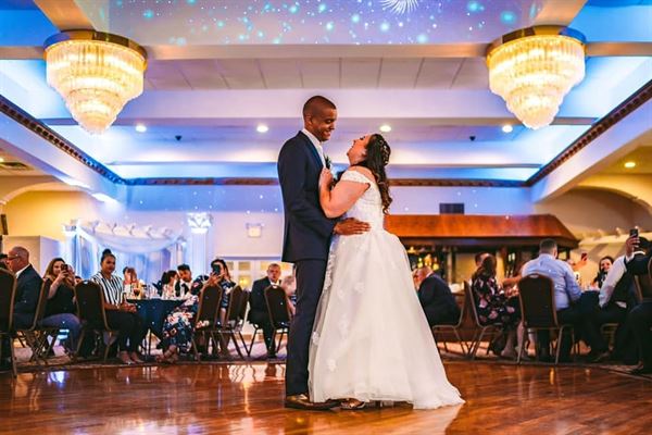 Georgina's Restaurant & Banquets