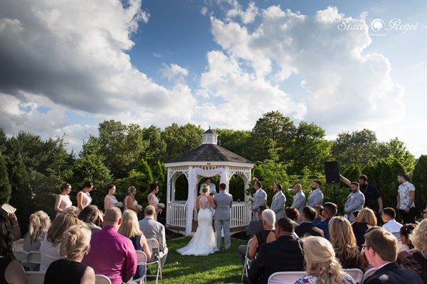 Georgina's Restaurant & Banquets