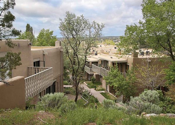 Fort Marcy Hotel Suites