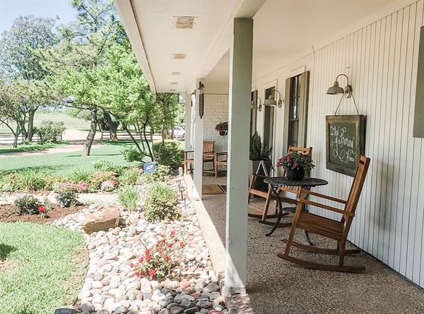 Gathering Oaks Retreat