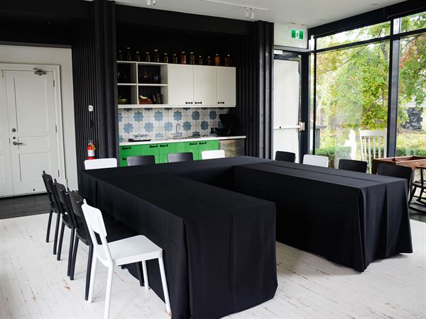 Devonshire Inn on The Lake