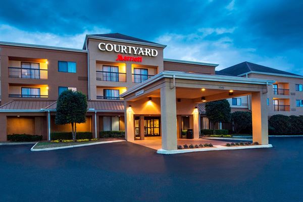 Courtyard Dothan