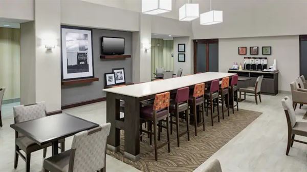 Hampton Inn & Suites Dothan