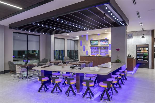 Courtyard by Marriott Houston Heights/I10