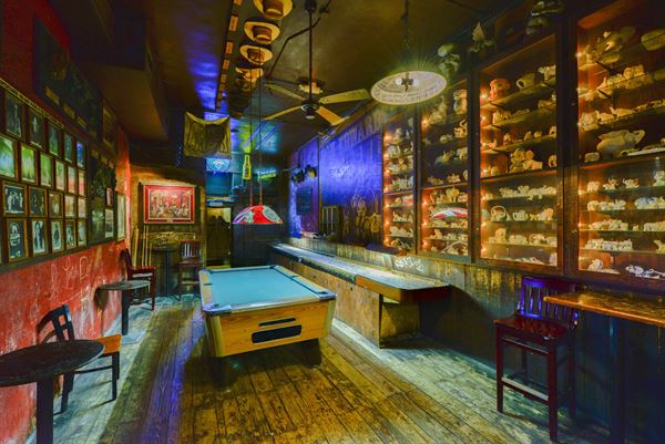 White Elephant Saloon