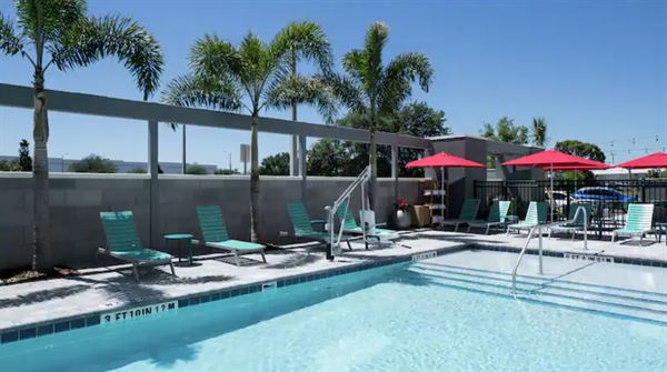 Home2 Suites by Hilton Orlando Airport