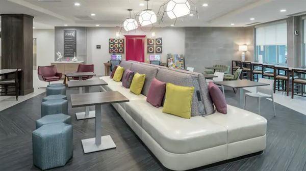 Home2 Suites by Hilton Orlando Airport