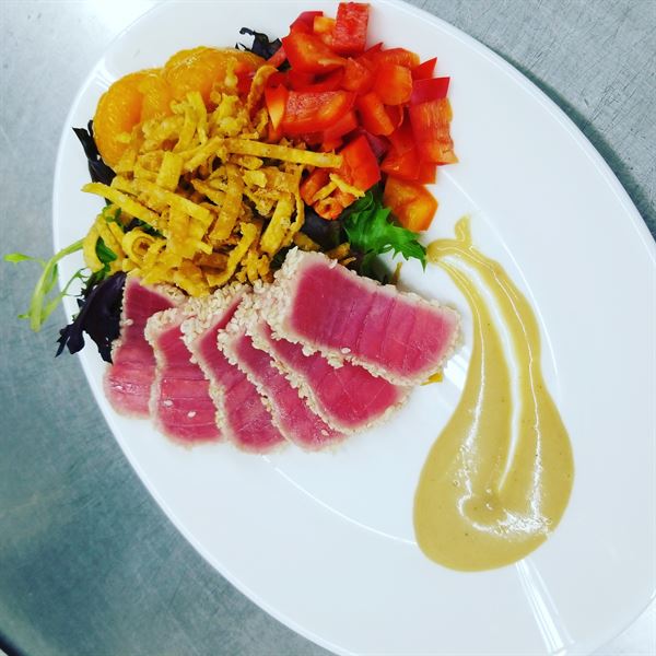 High Park Bar and Grill