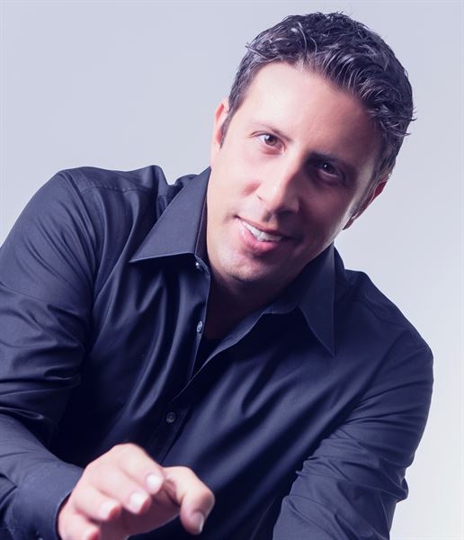 Magician Toronto inc. -The Magic of Coby