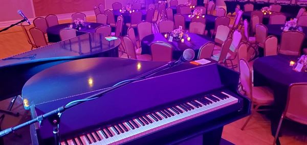 The Copper Piano - Dueling Pianos