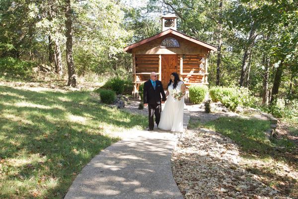 Log Chapel Of The Ozarks