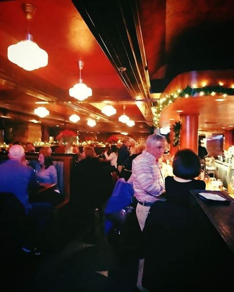 MacKenzie's Chop House Restaurant