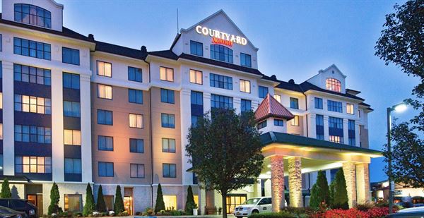 Courtyard Long Island MacArthur Airport