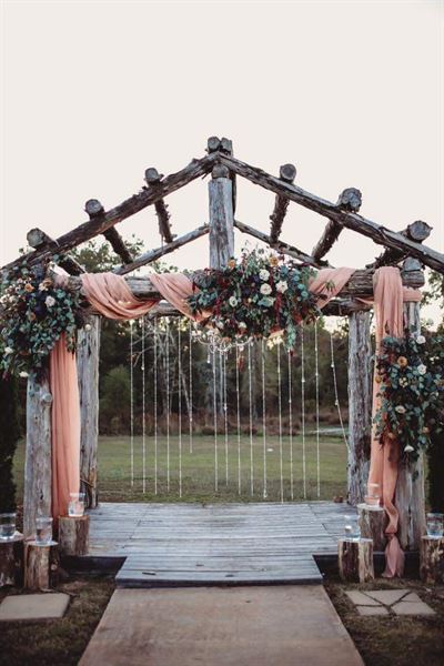 The Royal Ridge Weddings LLC