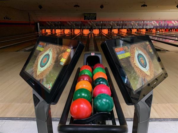 Yosemite Bowling Lanes