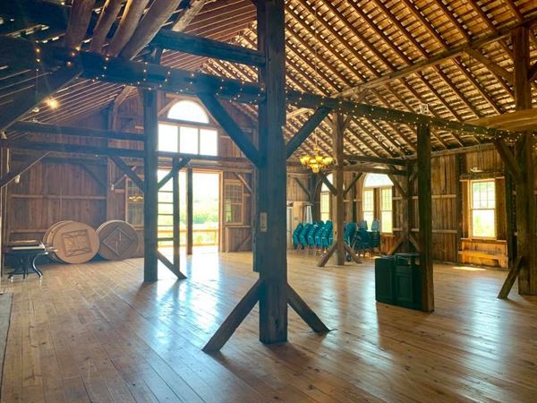 The Big Barn Wedding @ Locke Mountain