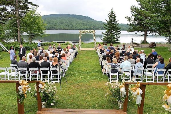 Lake Parlin Lodge & Cabins