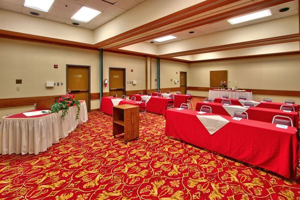 MCM Elegante Hotel Odessa