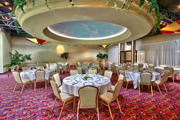 MCM Elegante Hotel Odessa