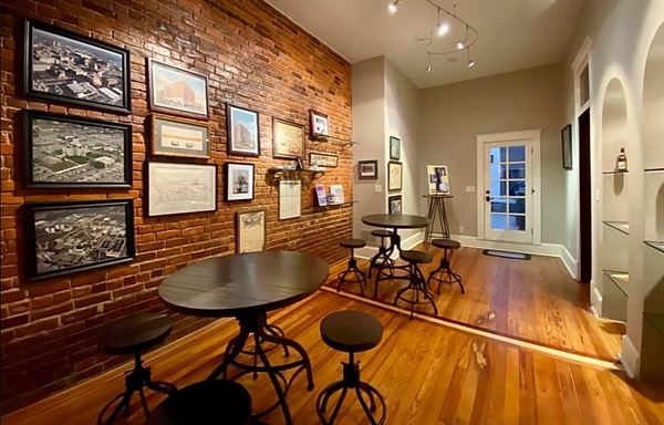 The Ohio Building Meeting And Banquet Center/Casa Urbana