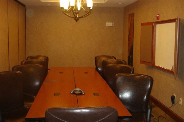 Holiday Inn Express & Suites Pueblo North