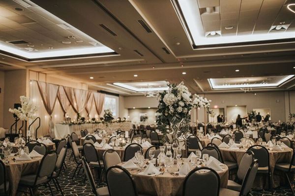 Hilton Garden Inn and Cedar Falls Convention & Event Center