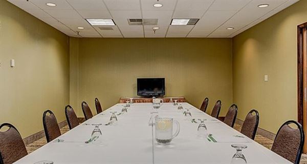 Holiday Inn Spearfish-Convention Center