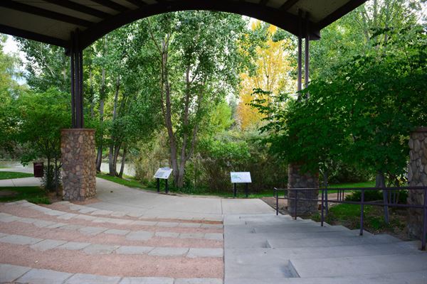 Pueblo Riverwalk