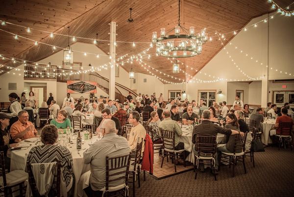 Spruce Point Inn Resort